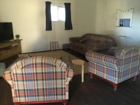 35 Trevena Road - Accommodation Port Hedland 6