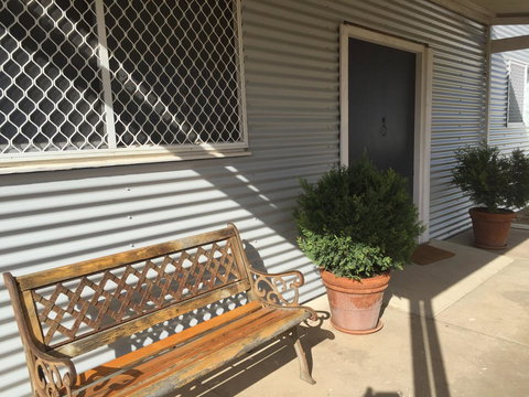 35 Trevena Road - Accommodation Port Hedland 0