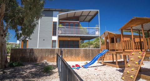 South Shores Villa 31 - South Shores Normanville - Accommodation Port Hedland 1