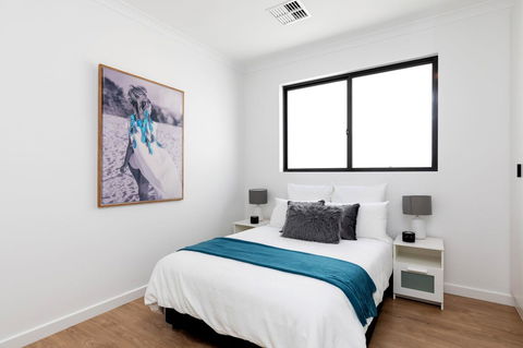 Brand New Affordable Luxury 3 Bedroom 3 Bathrooms House Close To Adelaide City, Chinatown, Beach, Adelaide Airport - Accommodation Port Hedland 11