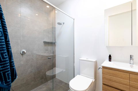Brand New Affordable Luxury 3 Bedroom 3 Bathrooms House Close To Adelaide City, Chinatown, Beach, Adelaide Airport - Accommodation Port Hedland 9