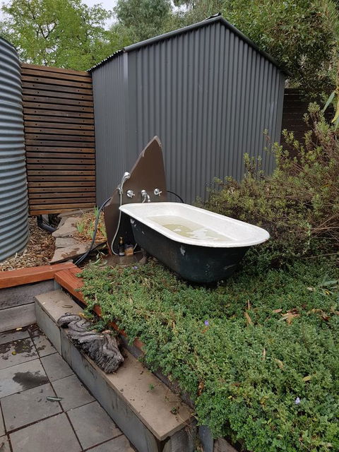 William Hunt's Retreat - Cypress Studio - Accommodation Port Hedland 5