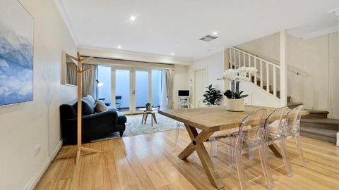 GOUGER 265 - Accommodation Port Hedland 0