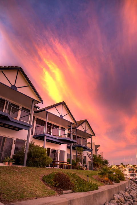 Marina Reflections - Accommodation Port Hedland 6