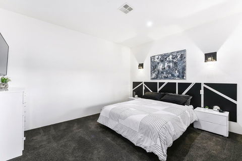 KENNEDY EXECUTIVE TOWNHOUSE - Accommodation Port Hedland 2
