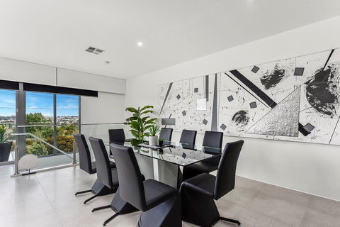 KENNEDY EXECUTIVE TOWNHOUSE - Accommodation Port Hedland 10