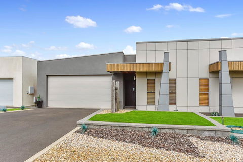 KENNEDY EXECUTIVE TOWNHOUSE - Accommodation Port Hedland 9