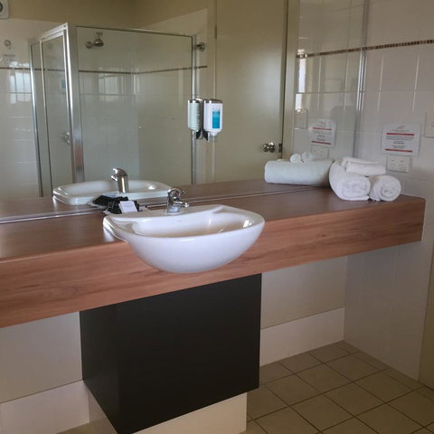 Alexander Cameron Suites - Accommodation Port Hedland 17