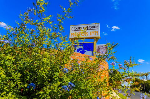 Country Roads Motor Inn Naracoorte - Accommodation Port Hedland 23