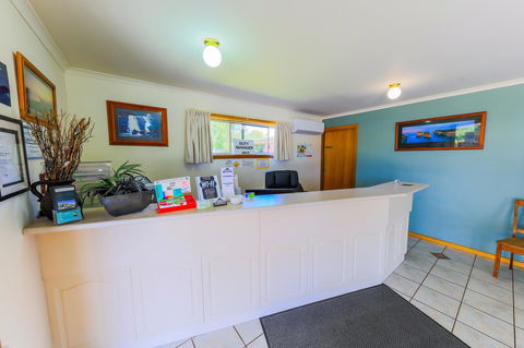 Country Roads Motor Inn Naracoorte - Accommodation Port Hedland 36