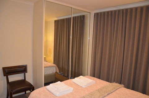 ADELAIDE CENTRAL APARTMENT - 3BR, 2BATH & CARPARK - Accommodation Port Hedland 12
