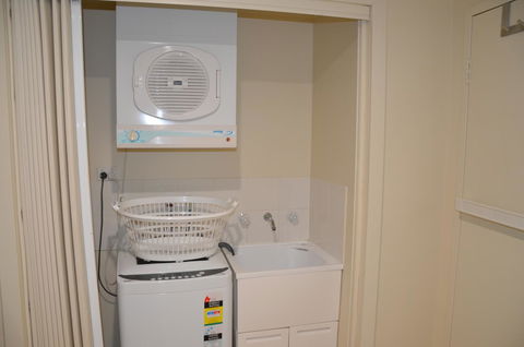 ADELAIDE CENTRAL APARTMENT - 3BR, 2BATH & CARPARK - Accommodation Port Hedland 19