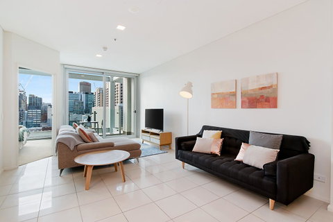 Stylish And Comfortable, Views Over Gouger St! - Accommodation Port Hedland 0