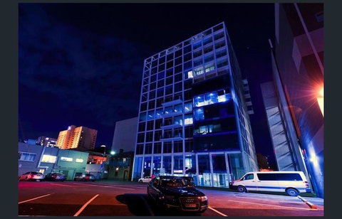 Stylish And Comfortable, Views Over Gouger St! - Accommodation Port Hedland 22