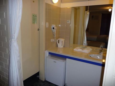 The Wine Vine Hotel - Accommodation Port Hedland 1