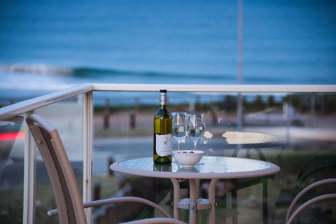 Stylish 3 Bedroom Beachview Apartment - Accommodation Port Hedland 3