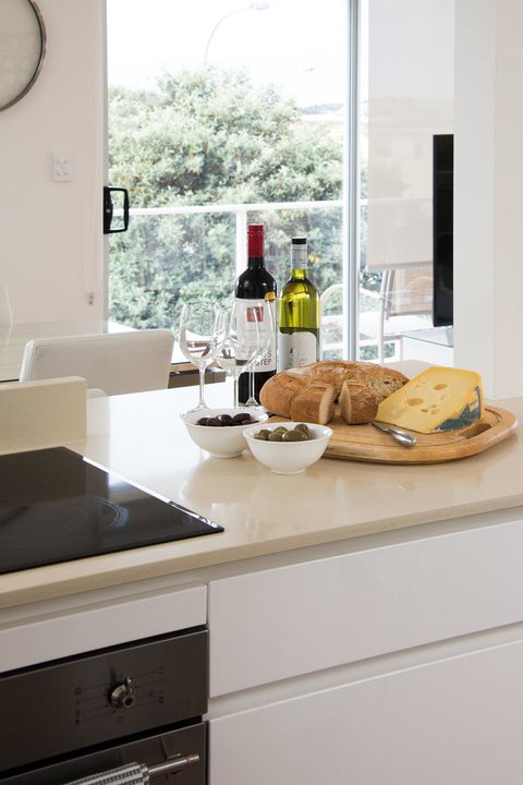 Stylish 3 Bedroom Beachview Apartment - Accommodation Port Hedland 7