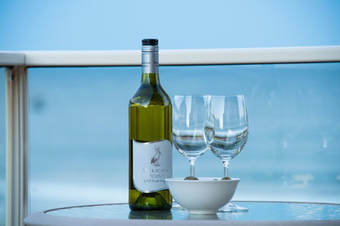 Stylish 3 Bedroom Beachview Apartment - Accommodation Port Hedland 4