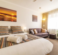 Ocean Sunset Glenelg Central Studios - Accommodation Port Hedland