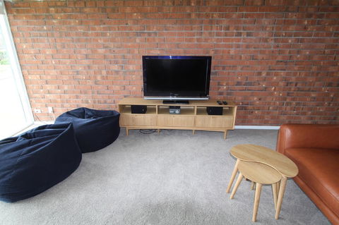 Southern Sands\' Beachfront Apartment - Accommodation Port Hedland 3