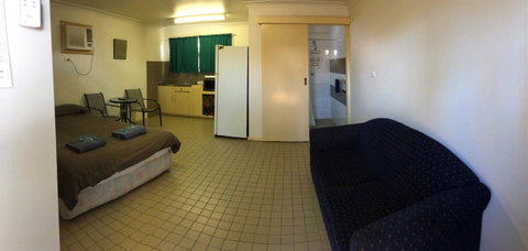 A1Cabins - Accommodation Port Hedland 3