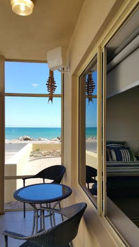 Acaill Accommodation Esplanade Living Self Check-In Self Check-Out - Accommodation Port Hedland 18
