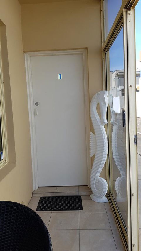 Acaill Accommodation Esplanade Living Self Check-In Self Check-Out - Accommodation Port Hedland 42