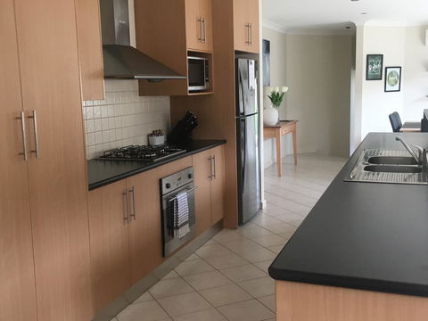 Apartment 229 Mount Gambier - Accommodation Port Hedland 2
