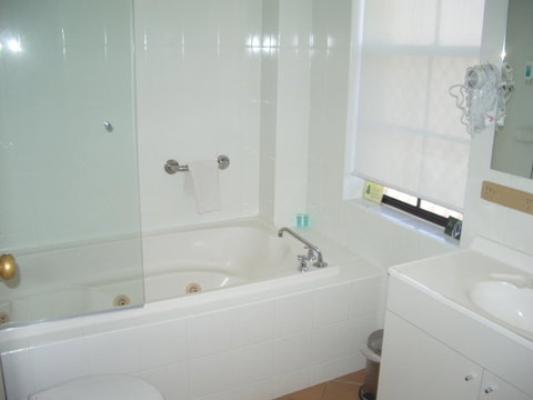 Aviators Lodge - Accommodation Port Hedland 4
