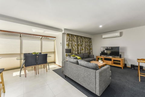 City Four Apartment - Accommodation Port Hedland 2