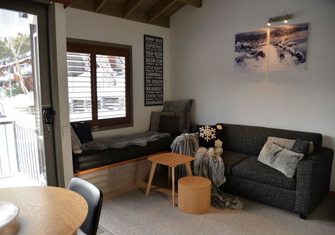 CHILL-OUT - Thredbo - Accommodation Port Hedland 1