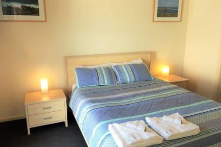 Bayview Beach House Apartment No 1 - Accommodation Port Hedland 6