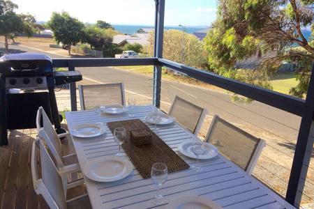 Bayview Beach House Apartment No 1 - Accommodation Port Hedland 5