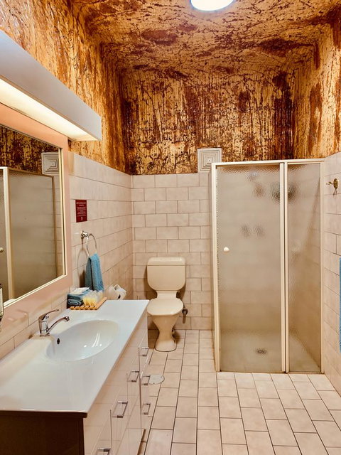 Desert Cave Hotel - Accommodation Port Hedland 6