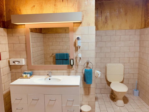 Desert Cave Hotel - Accommodation Port Hedland 8