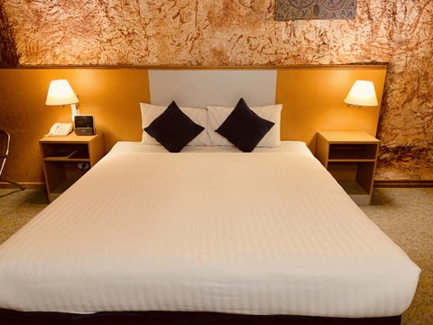 Desert Cave Hotel - Accommodation Port Hedland 1