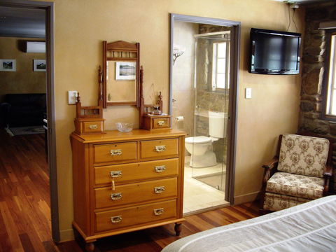 1860 Wine Country Cottages - Accommodation Port Hedland 15