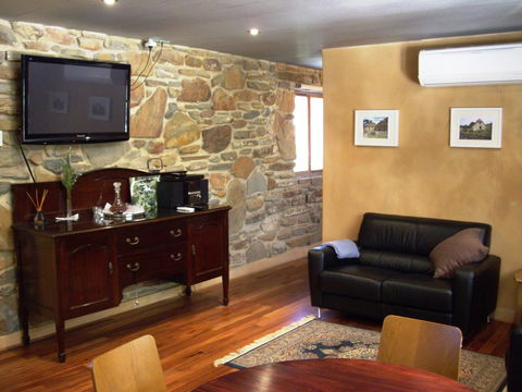 1860 Wine Country Cottages - Accommodation Port Hedland 12
