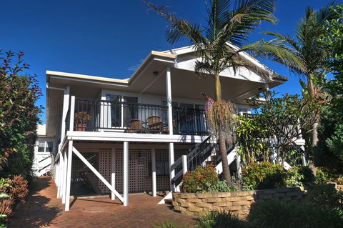 The Whitehouse - Accommodation Port Hedland 0