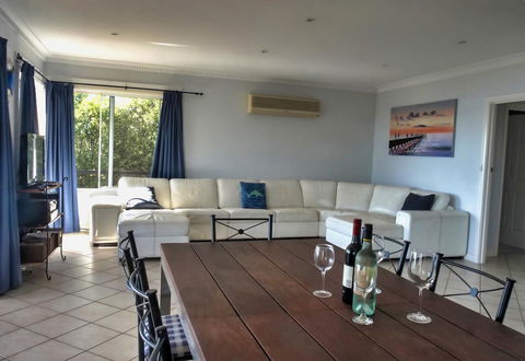 The Whitehouse - Accommodation Port Hedland 8