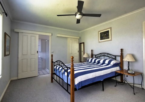 The Whitehouse - Accommodation Port Hedland 11