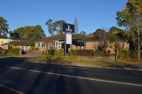 Deer Park Motor Inn Armidale - Accommodation Port Hedland 0