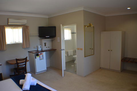 Deer Park Motor Inn Armidale - Accommodation Port Hedland 34