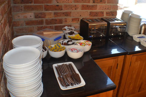 Deer Park Motor Inn Armidale - Accommodation Port Hedland 15