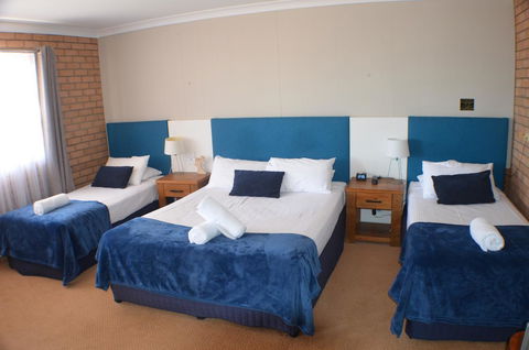 Deer Park Motor Inn Armidale - Accommodation Port Hedland 10