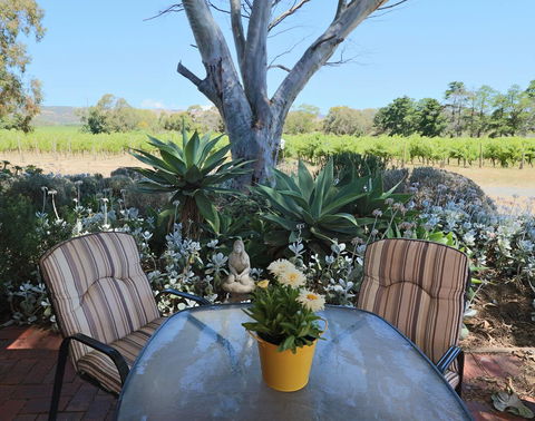 Linger Longer Vineyard - Accommodation Port Hedland 0