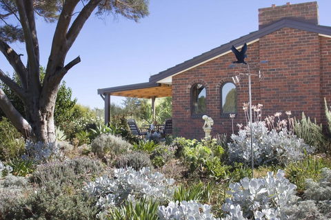 Linger Longer Vineyard - Accommodation Port Hedland 13