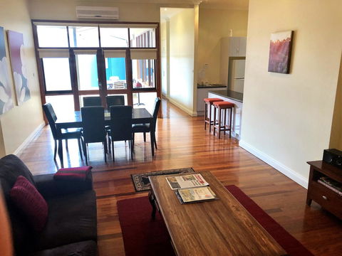 A Secret Garden - Accommodation Port Hedland 5