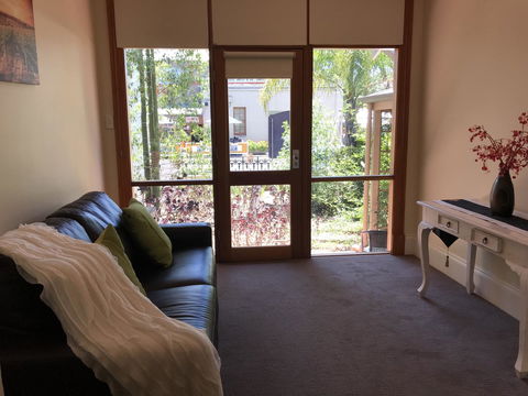 A Secret Garden - Accommodation Port Hedland 9