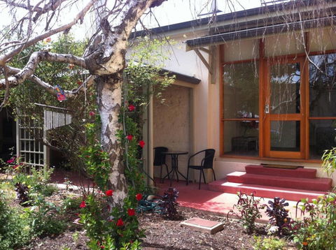 A Secret Garden - Accommodation Port Hedland 0